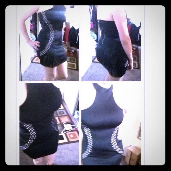 💢SOLD💢Fun dress! Halter top