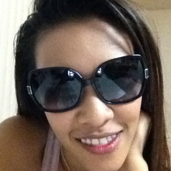 ?hold? Tommy Hilfiger Sunglasses main image 4