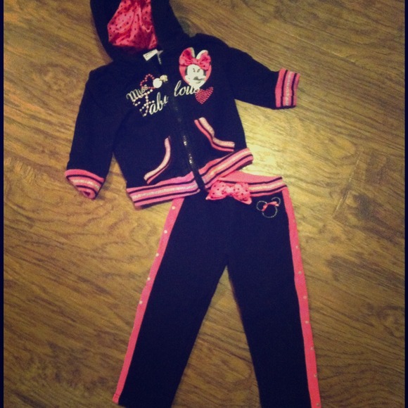 Minnie Mouse 24 mos sweat suit