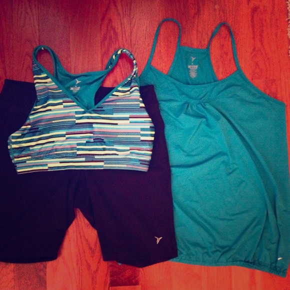Old Navy Active Bundle- Sports Bra, Top, & Shorts