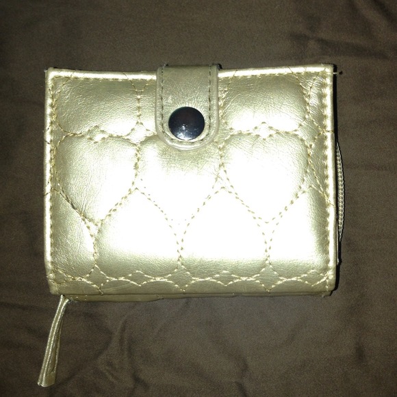 Adorable New Gold Heart Wallet