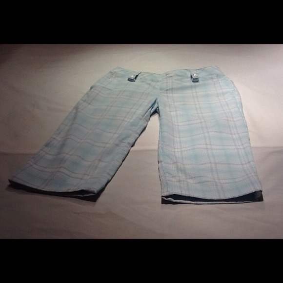 Under Armour Performance Capris sz 4 - Picture 1 of 2