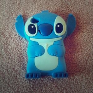 iPod 4 Stitch case. 💙