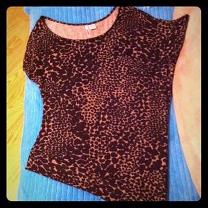 Cute top! Size large. Worn maybe twice.