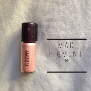 Sunny Daze Mac Pigment