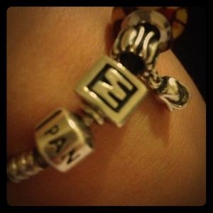 🚫Traded🚫"M" Pandora Bead 925