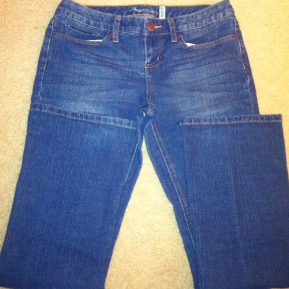 Excellent condition American rag jeans! Size 7