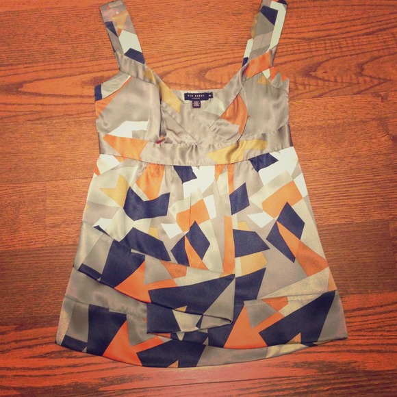 Silk geometric print top - Picture 1 of 1