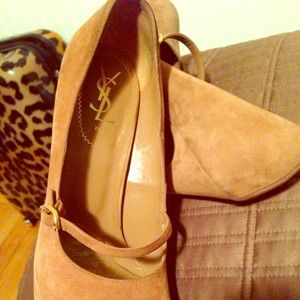 Yves Saint Laurent Mary Jane Palais Pumps