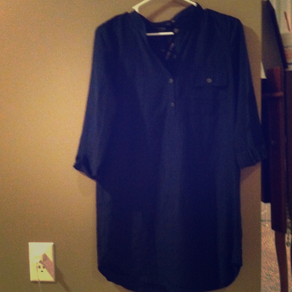 NWOT NAVY BLUE PRIVATE GALLERY SHIRT DRESS SMALL