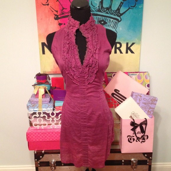 ❌Sold❌Boutique Plum Ruffled Tunic (Size M)
