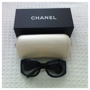 CHANEL Sunglasses