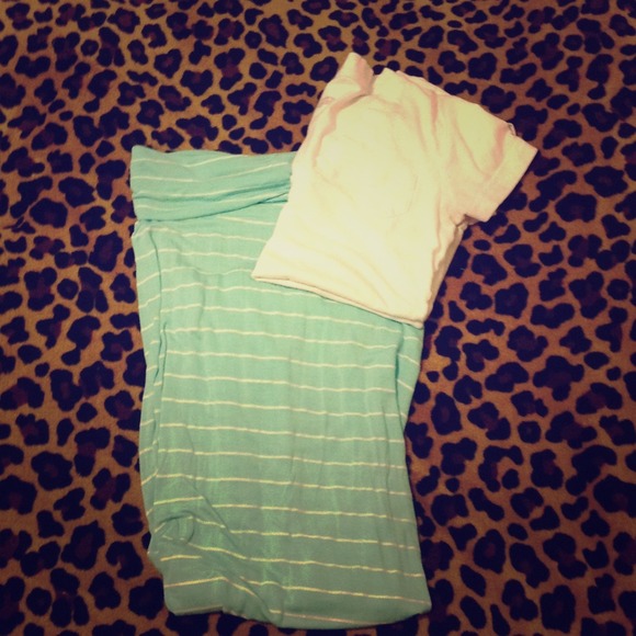 🚫TRADED🚫Teal/white stripped maxi skirt