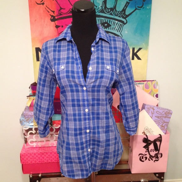❌Sold❌American Eagle Plaid Button Up (Size L)