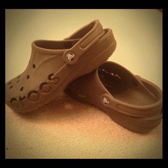 **Reserved** Chocolate brown crocs
