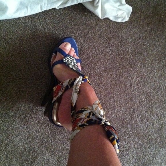 Summer ankle wrap sandals
