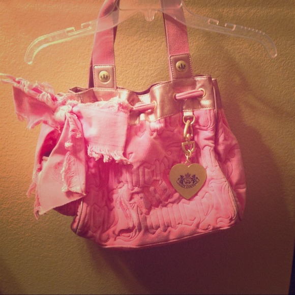Cute Juicy bubblegum pink Daydreamer bag!