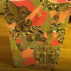 Multipurpose base of gift basket/ wastebasket