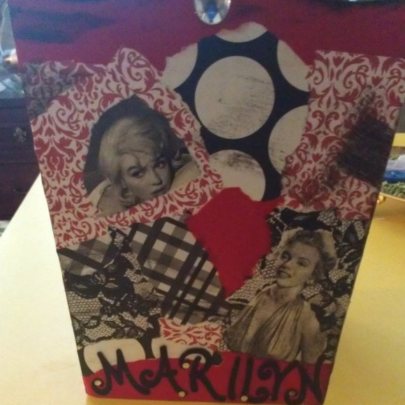 Marilyn Monroe gift/waste basket