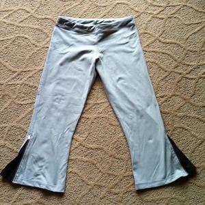 LuluLemon Capri Pants