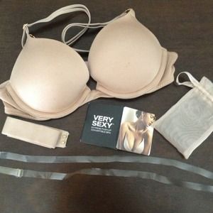 Nude Victoria's Secret Very Sexy Convertible 34A