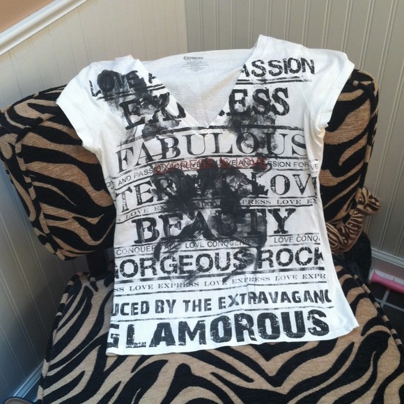 Express T shirtSOLD BUNDLE
