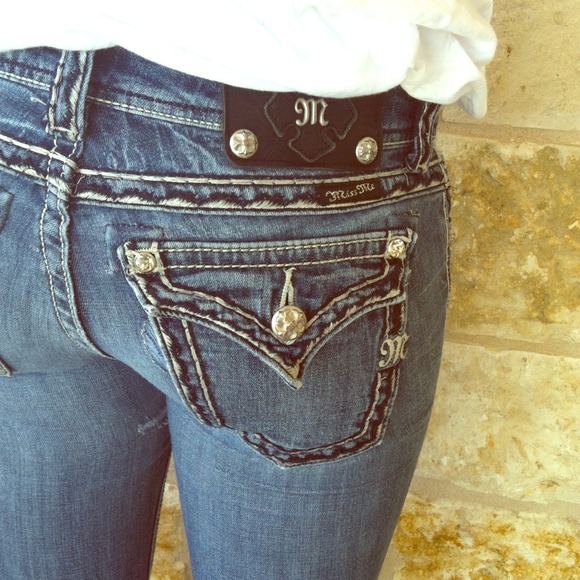 Miss Me jeans size 25 with 33" inseam boot cut