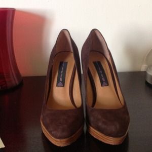 Steve madden brown suede pumps!