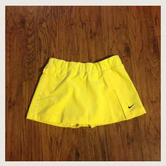 *bundle* Nike skort and fox tank