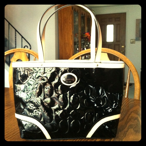 Coach AUTHENTIC small tote bag