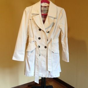 👚Trench coat off white👚GUESS