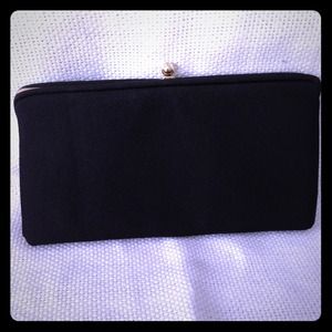 Vintage black clutch