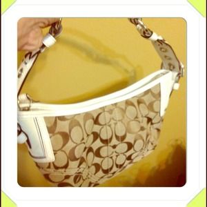 💢@phyllisl💢-Authentic Coach small hobo