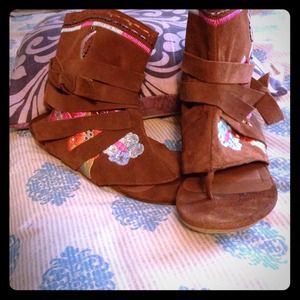 Embellished gladiator sandals🌺