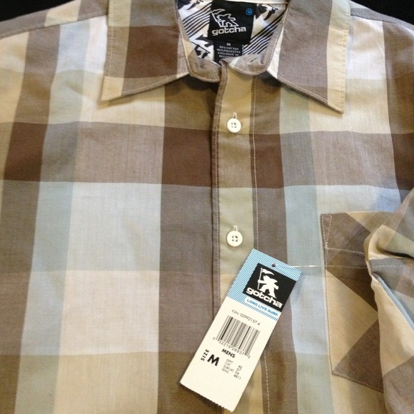 Gotcha men's button up - Picture 2 of 2