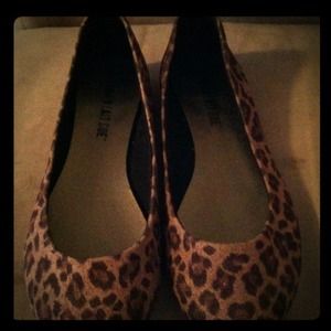 *TRADE*Leopard print flats size 6