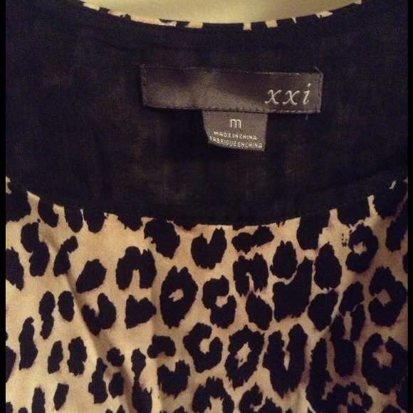 Leopard Dress - Picture 4 of 4