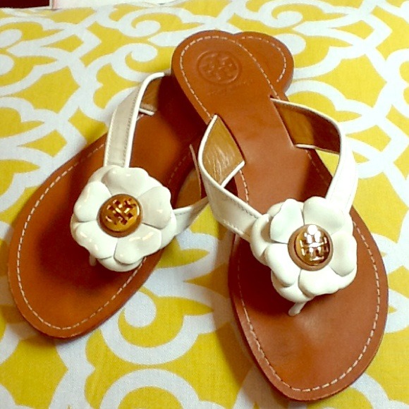 ❌❌SOLD❌❌🌟Tory Burch Breely Sandal🌟