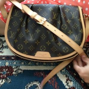 Authentic lv menilmontant pm--Not selling for now