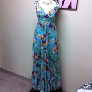 Sold💜💚💙💛