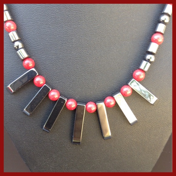 🎉Host Pick!🎉Hematite & Red Fan Necklace - Picture 2 of 4