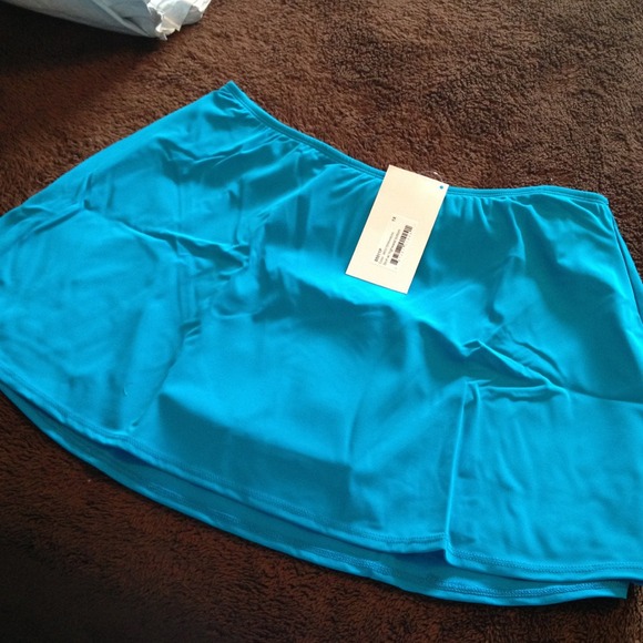Aerin Rose swim bottom with attached skirt 1X SOLD