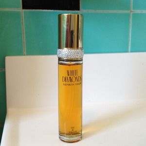 Elizabeth Taylor White Diamond Perfume