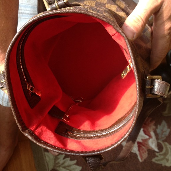 HOLD - Picture 4 of 4