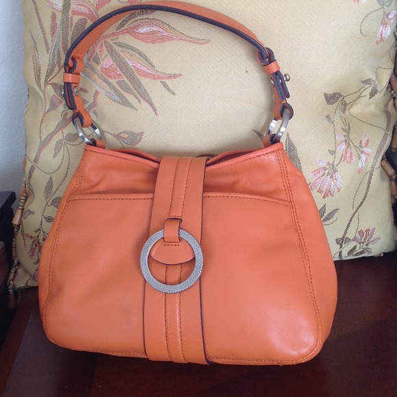 Leather bag