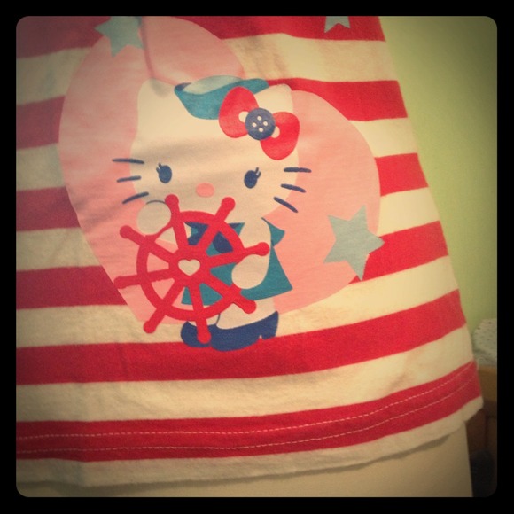🔄TRADED Hello Kitty sailor shirt
