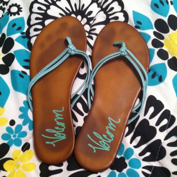 Real volcom sandal trade