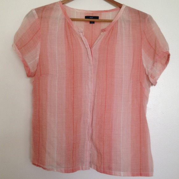 Gap lightweight peasant blouse