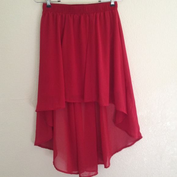 Red high-low skirt - Picture 2 of 2