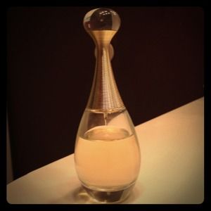 J'adore Christian Doir Perfume